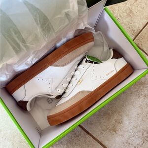 Cariuma Toca Leather Sneakers